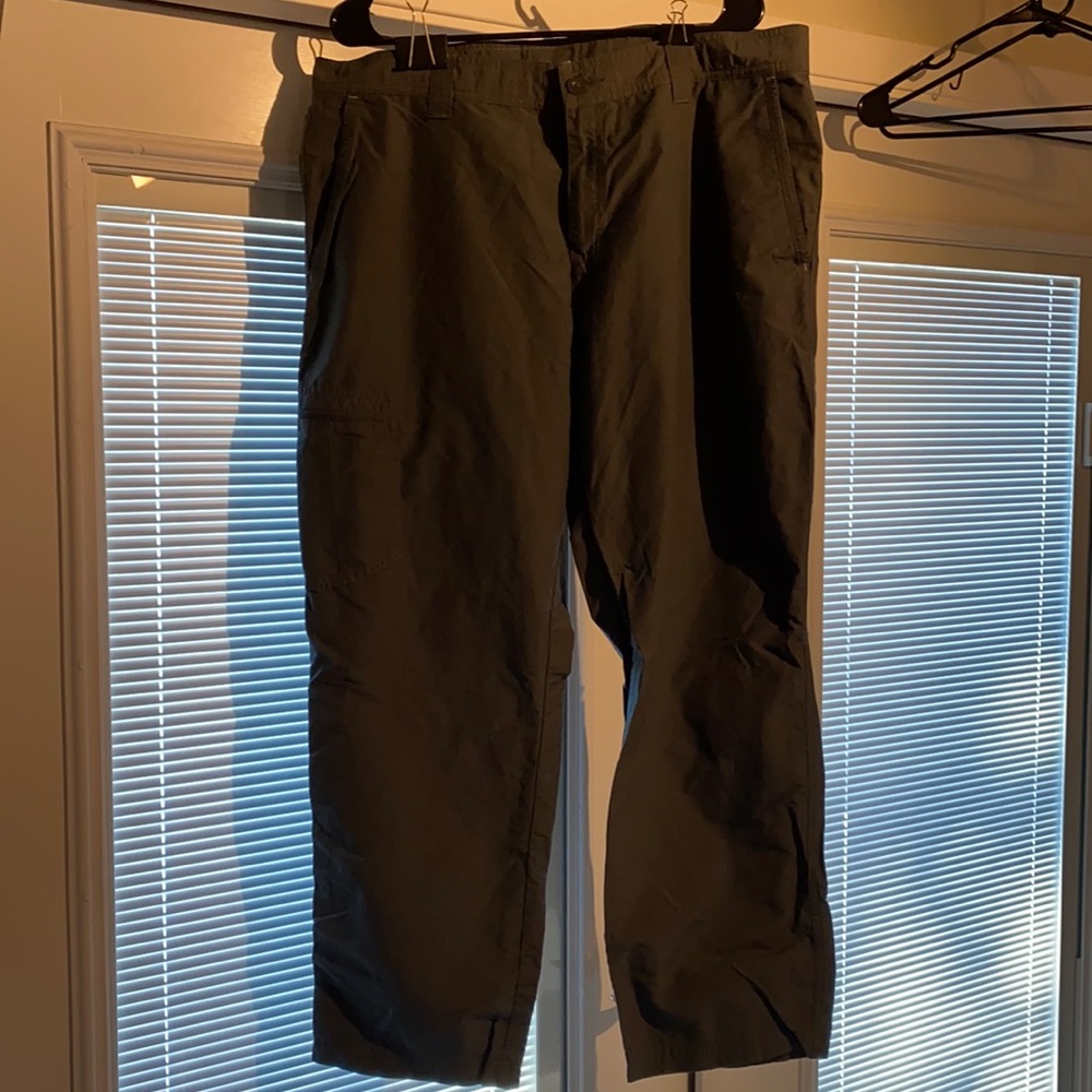 Columbia Men’s Lightwieght Hiking Pants